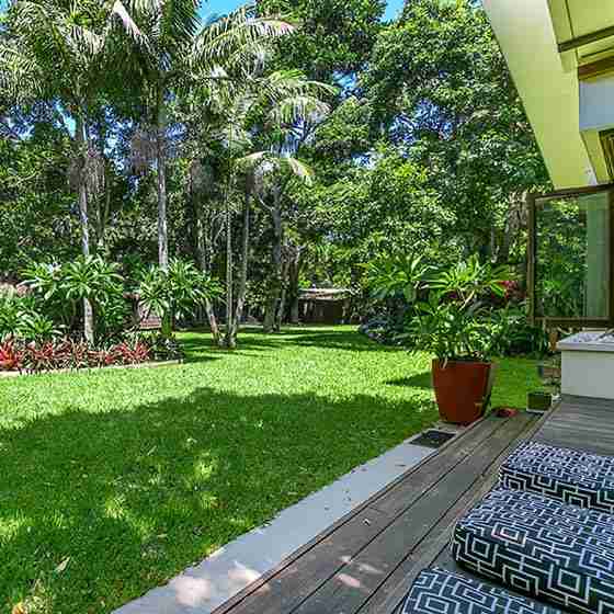 byron bay couples retreat Luxury Beachfront Accommodation Outdoor Living